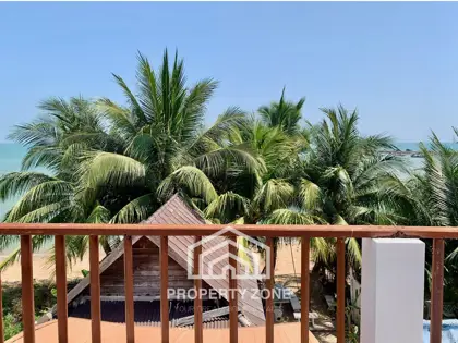 4 BEDROOM BEACH VILLA Absolute Beachfront WITH CHANOTE/TITLE DEED. A VERY RARE OPPORTUNITY AND PRIME LOCATION at Phala Beach in Ban Chang, Rayong - House - Phla - Phala Beach, Ban Chang, Rayong