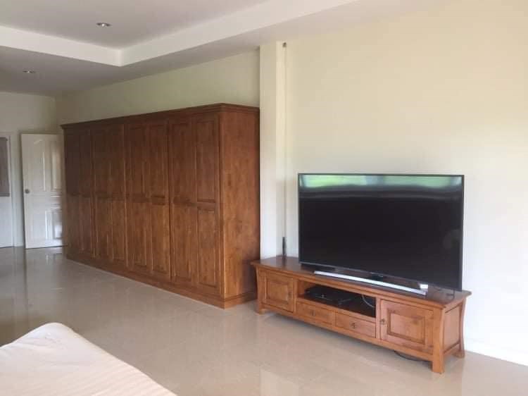 Luxury 4 Bedroom Home at Eastern Star Golf Resort with Large Swimming Pool SELLER MOTIVATED