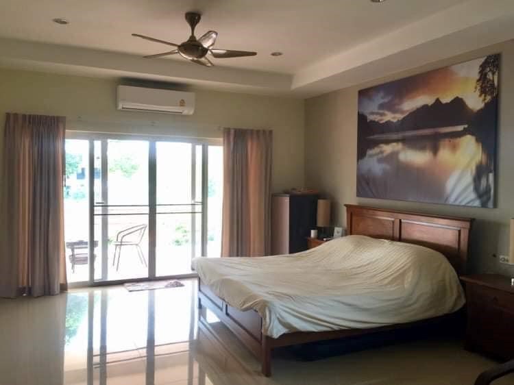 Luxury 4 Bedroom Home at Eastern Star Golf Resort with Large Swimming Pool SELLER MOTIVATED